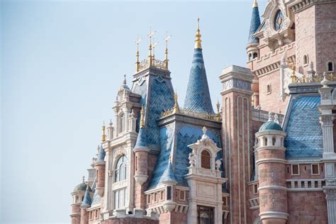 Inside the Shanghai Disney Castle: History, Architecture & Secrets!