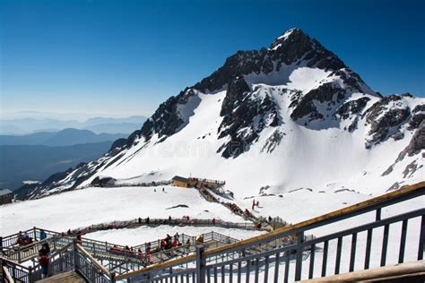 Snow Scenic Mountain at Jade Dragon Snow Mountain ,Lijiang,China Editorial Photography - Image ...