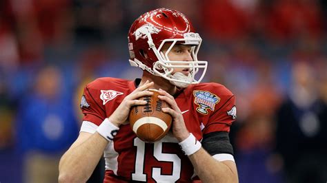 Former Arkansas QB Ryan Mallett Dies In Apparent Drowning