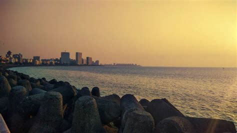 Marine Drive Mumbai Stock Photos, Pictures & Royalty-Free Images - iStock