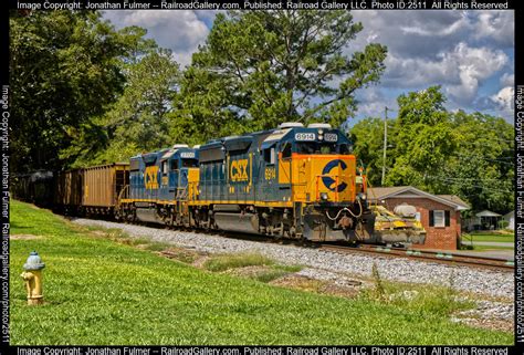 CSX 6914 CSX Transportation EMD GP40-2 - in Taylorsville,...