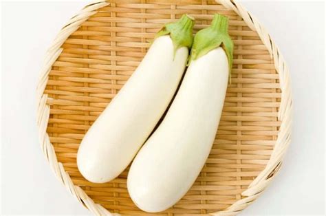 Complete List of White Vegetables