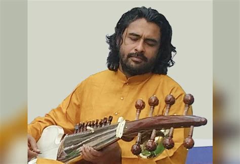 Sarod Classes for Intermediates with Sougata Roy Chowdhury - ipassio