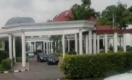 Aso Rock Presidential Villa, Abuja: History and Pictures