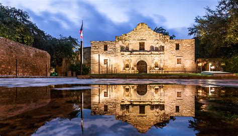 Visitor's Guide to San Antonio, home of the Alamo