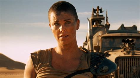 El director de Furiosa explica por qué decidió no rejuvenecer a Charlize Theron para la precuela ...