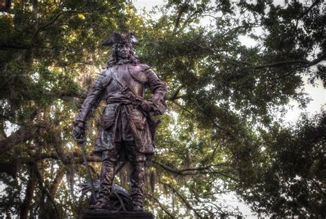 The Oglethorpe Statue in Chippewa Square | Statues in Savannah Georgia