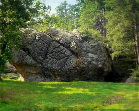 Robbers Cave Trailhead | Robbers Cave State Park in Wilburto… | Flickr