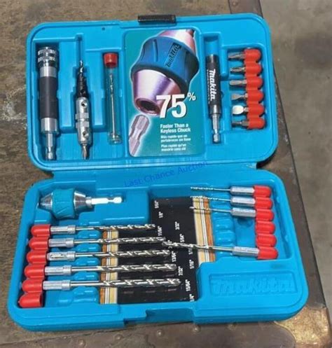 Makita Drill and Bit Set | Live and Online Auctions on HiBid.com