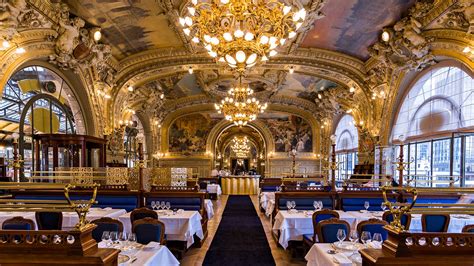 Le Train bleu - 10 brasseries parisiennes qui changent de l’ordinaire - Elle