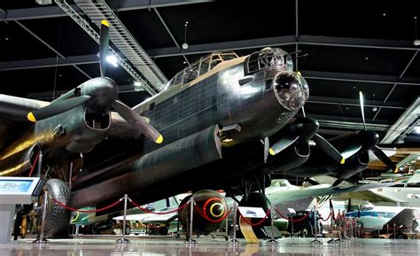 Avro Lancaster Bomber | Free Photo - rawpixel