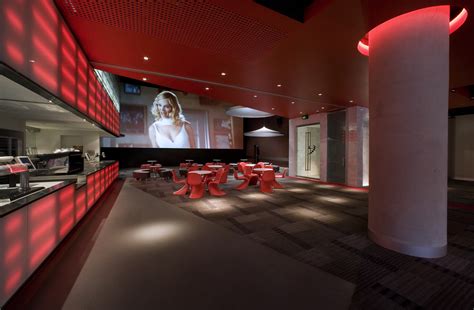 Hoyts Cinema: Melbourne Central — CROWD PRODUCTIONS