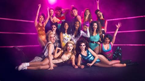 Por qué merece la pena ver 'GLOW': nueve razones para descubrir la estupenda serie original de ...