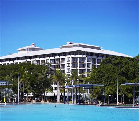 Mantra Esplanade - Cairns Resort - MantraHotels.com