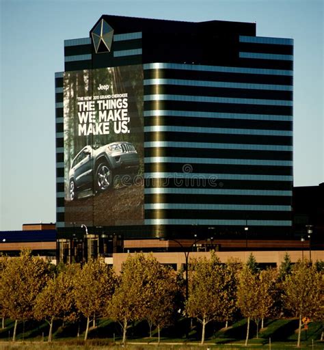 Chrysler Headquarters editorial image. Image of office - 16566295