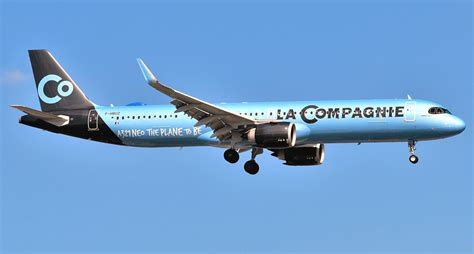 La Compagnie. Airline code, web site, phone, reviews and opinions.