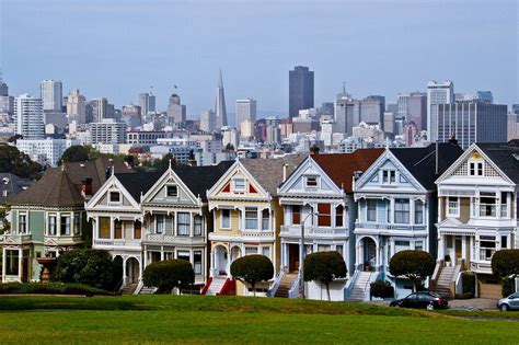 Alamo Square Park | San Fran | ‘Painted Ladies’ is the name given to ...