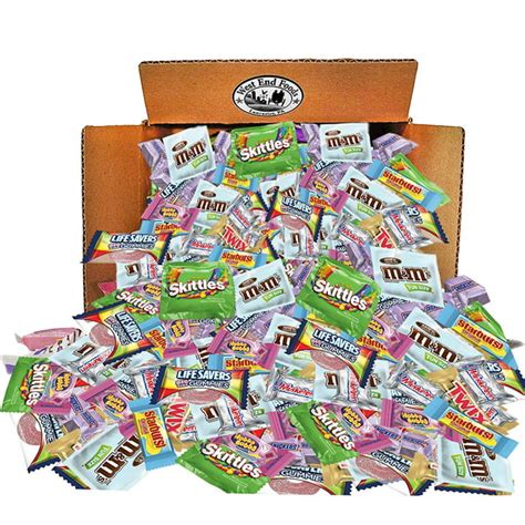 Bulk (5 LB) Candy & Chocolate Pack - Walmart.com - Walmart.com