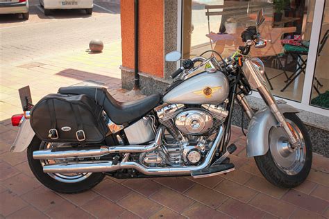 File:Harley Davidson Fatboy.JPG - Wikimedia Commons