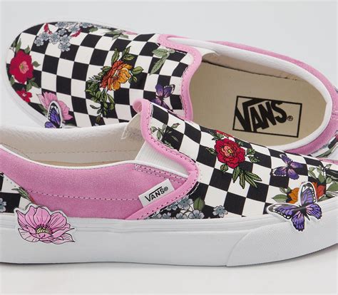 Vans Vans Classic Slip On Trainers Pink Embroidered Floral Checkerboard Exclusive - Hers trainers