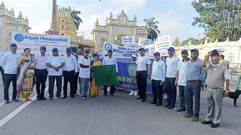 Walkathon by API marks World Diabetes Day in city - Star of Mysore