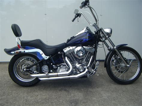 Review of Harley-Davidson FXST Softail Standard 2002: pictures, live photos & description Harley ...