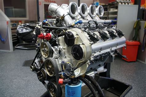 Supercars Nissan V8 engine on the dyno – Video