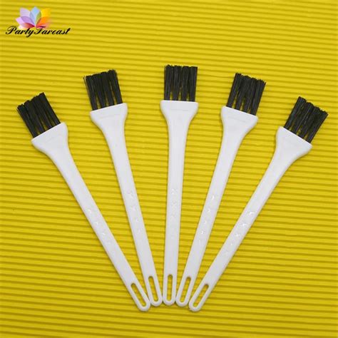 PF Platic Brushes for Cleaning Appliance Electric Razor Soft Nylon Cleaning Brush Useful ...