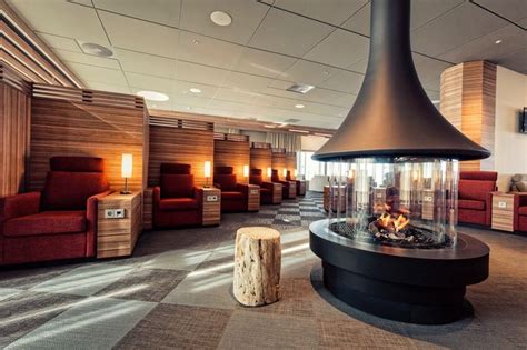 Icelandair opens new luxury lounge at Keflavík Airport for its Saga ...