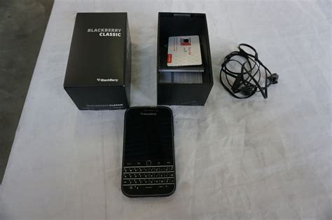 BLACKBERRY CLASSIC PHONE - Big Valley Auction