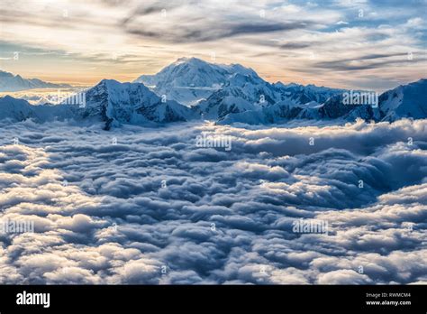 Saint elias national park and reserve hi-res stock photography and images - Alamy