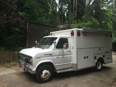 1984 Ford Ambulance - Ready for Conversion-NO RESERVE! for sale: photos, technical ...