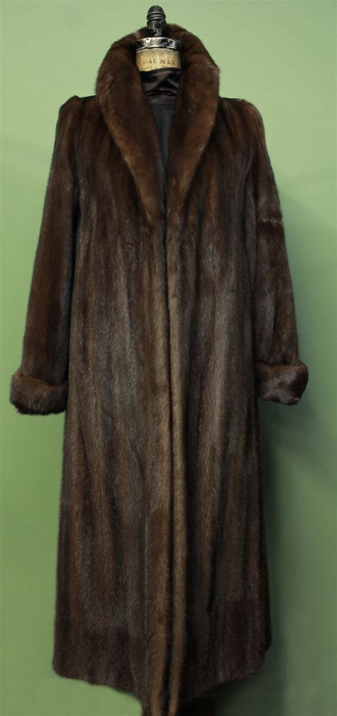 Full Length Mahogany Mink Fur Coat Size 8-10 19011 – MARC KAUFMAN FURS