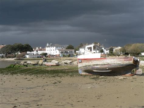 Mudeford Quay Beach - Dorset | UK Beach Guide