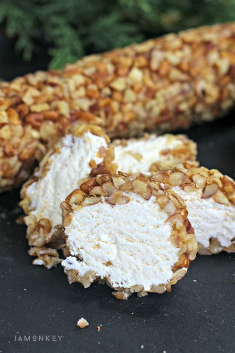 Pecan Log Rolls | Recipe | Pecan log, Pecan log roll, Pecan recipes