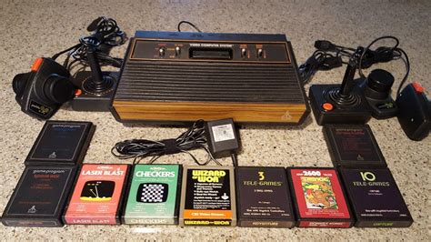 Retro Treasures: 'Woody' Atari 2600 & Games