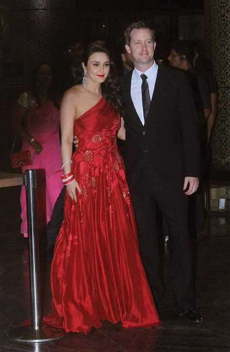 Real Celebrity Weddings: Preity Zinta Star Studded Reception Photos ...