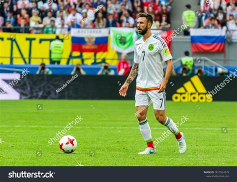 28 Miguel Layún Images, Stock Photos, 3D objects, & Vectors | Shutterstock