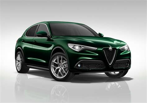 Alfa Romeo Stelvio 2.2 Turbodiesel 210 CV AT8 Q4 Executive Verde Visconti Km 0 a soli 54.300€ su ...