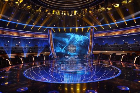 In Pics: Kaun Banega Crorepati Set Gets a Makeover - News18