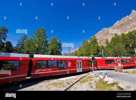 Bernina express train, Bernina pass, Switzerland Stock Photo - Alamy