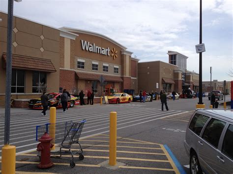 Walmart Supercenter - Kansas City, KS 66109