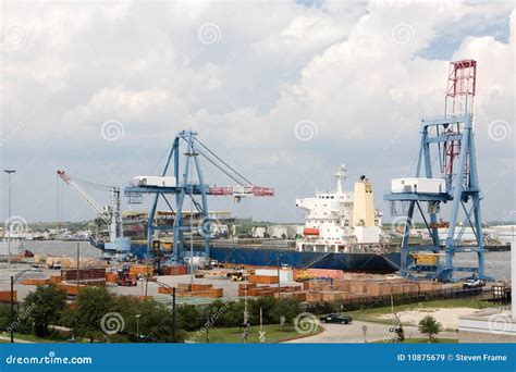 Port Of Mobile, Alabama Royalty Free Stock Images - Image: 10875679