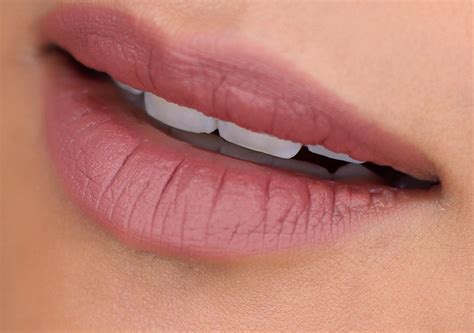 MAC Matte Lipstick in Whirl: Take '90s Lips for a Whirl With This MAC ...