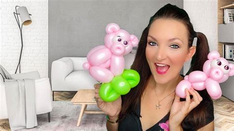 Holly the Twister Sister is Teaching Balloon Animals!