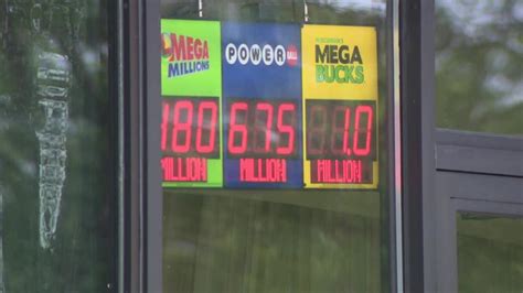 Powerball fever in southeast Wisconsin; jackpot at $675 million