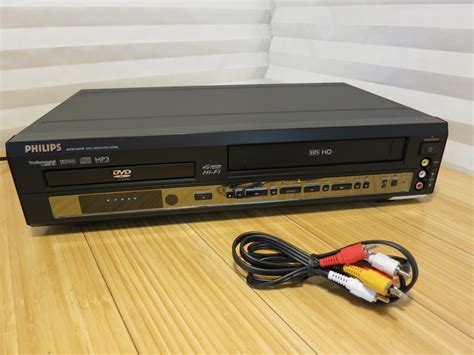 Philips DVD740VR DVD Player VCR VHS Recorder Combo With AV Cables - DVD & Blu-ray Players