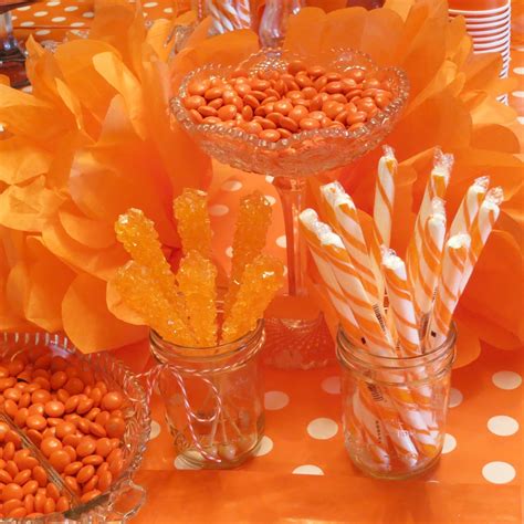 Orange Themed 4th Birthday Party - The Cottage Mama | Cor laranja, Wallpaper laranja, Festa laranja