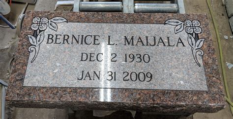 Granite Memorial (2'x1'x4") Color | upstatestone