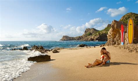 7 Swimmable Beaches in Los Cabos